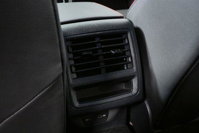 Certified 2025 Volkswagen GTI SE w/ SE Leather Seating Package FWD image 20