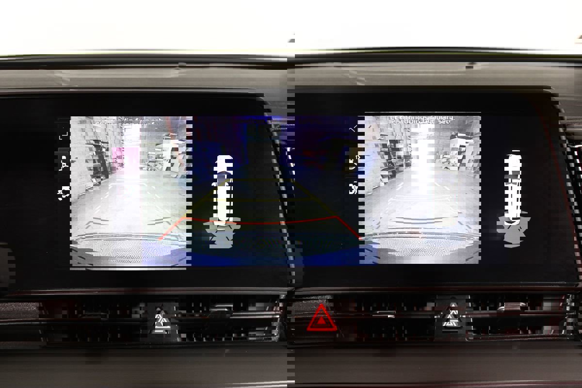 Used 2023 Kia Sportage EX image 14