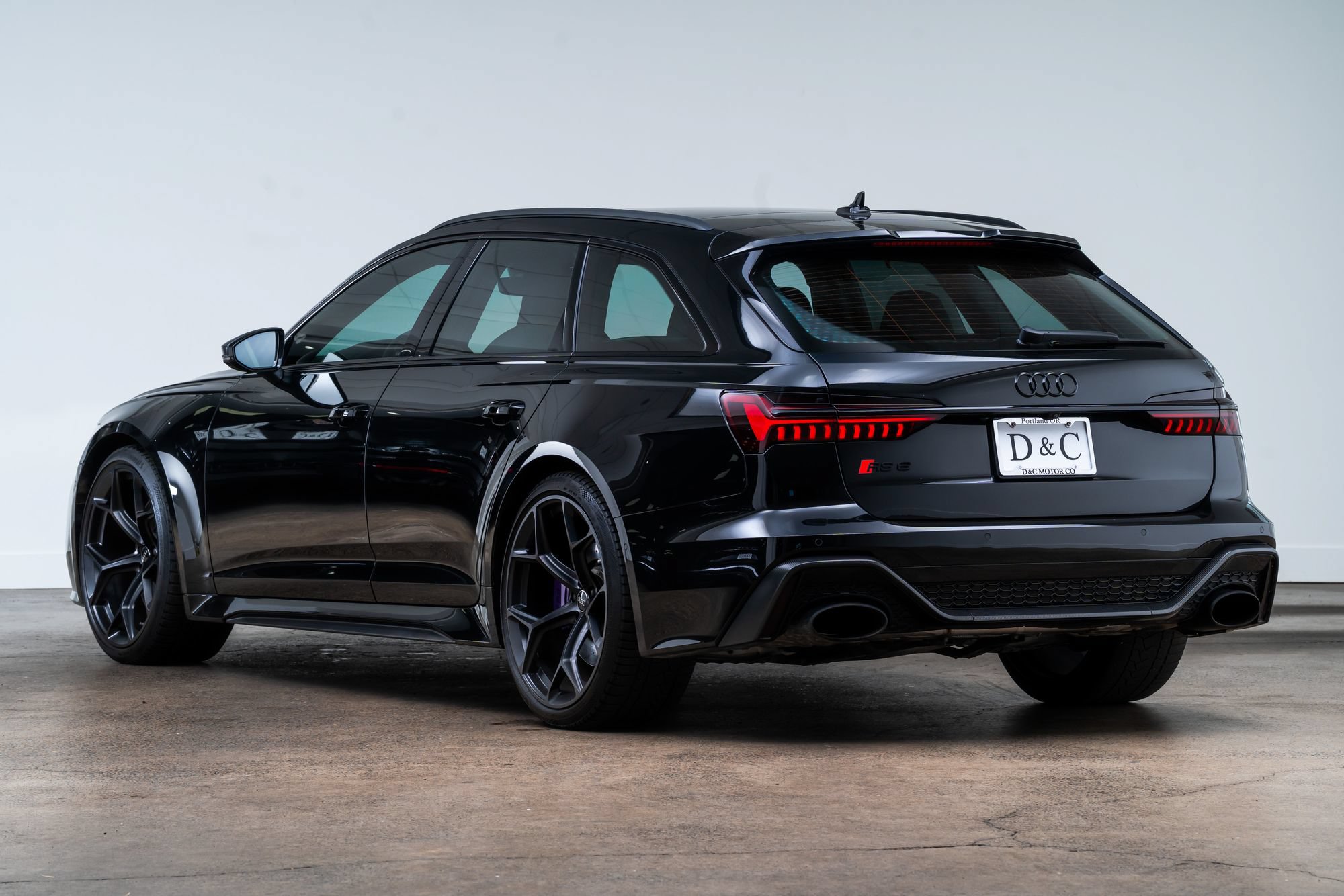 Used 2024 Audi RS 6 performance AWD/4WD image 5