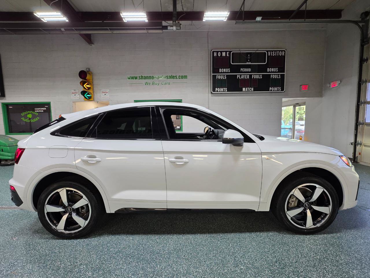 Used 2023 Audi Q5 2.0T Premium Plus w/ Premium Plus Package AWD/4WD image 5