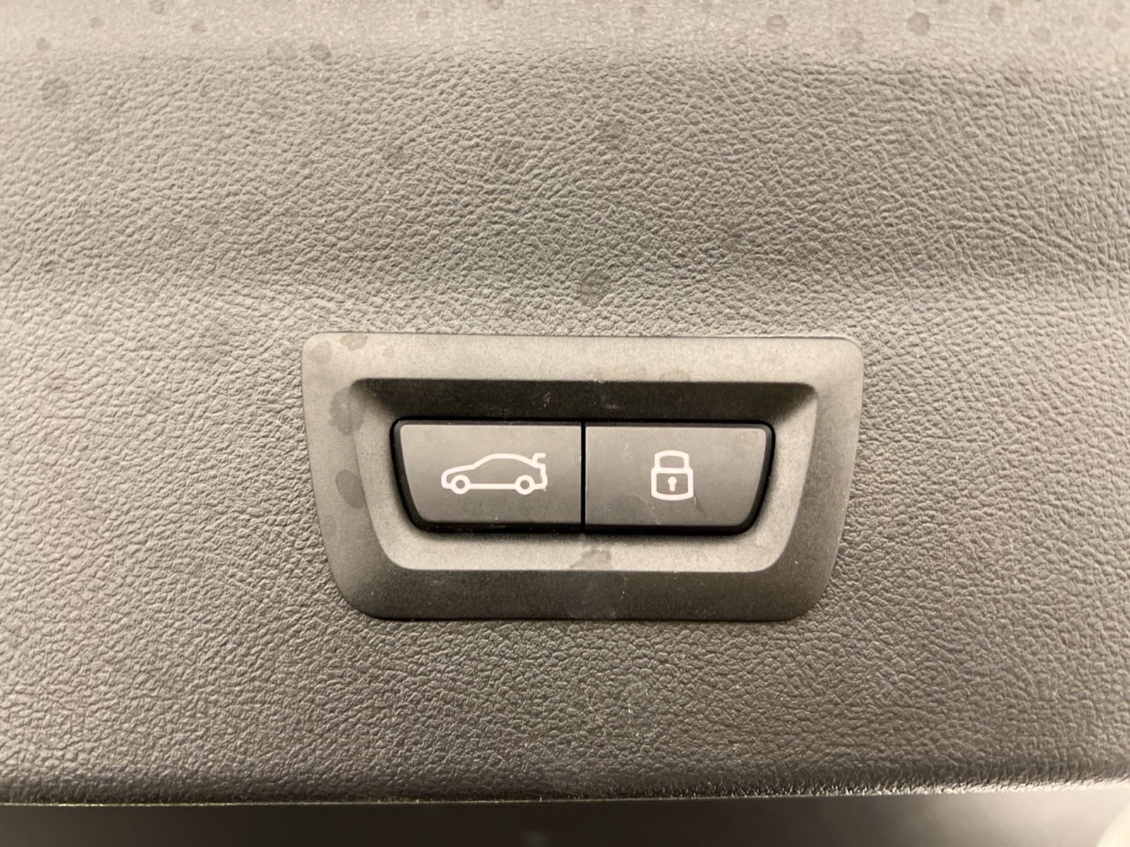 Used 2024 BMW X4 xDrive30i image 28