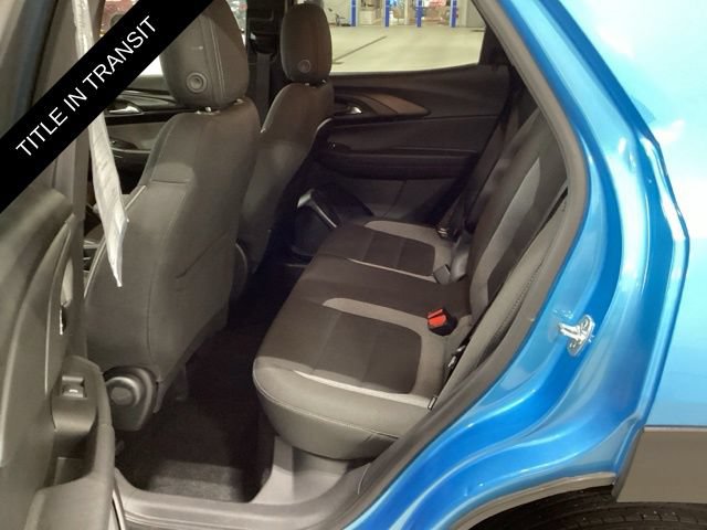 Used 2025 Chevrolet TrailBlazer LT w/ LT Cold Weather Package AWD/4WD image 11