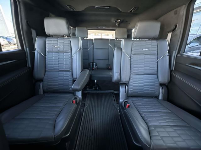 Certified 2025 Cadillac Escalade ESV Premium Luxury Platinum w/ LPO, Floor Liner Package image 55