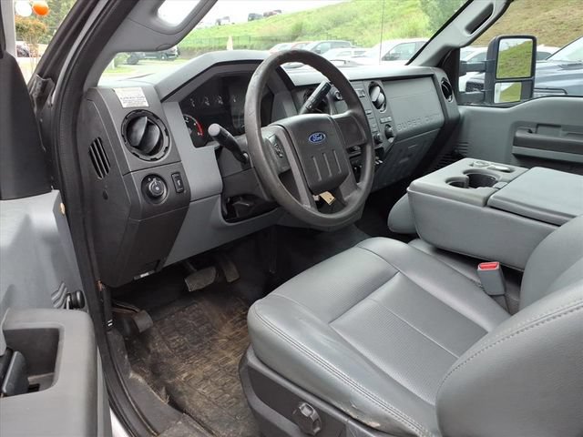 Used 2012 Ford F550 4x4 Regular Cab Super Duty w/ Payload Upgrade Pkg image 19