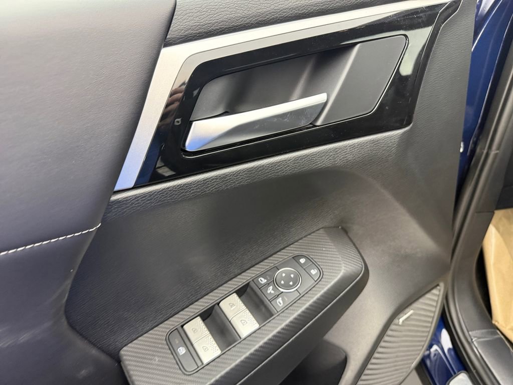 New 2026 Mitsubishi Outlander SE AWD/4WD image 14