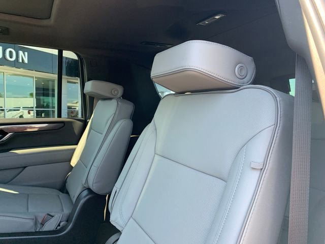 New 2026 GMC Yukon XL Elevation w/ Elevation Premium Package AWD/4WD image 12