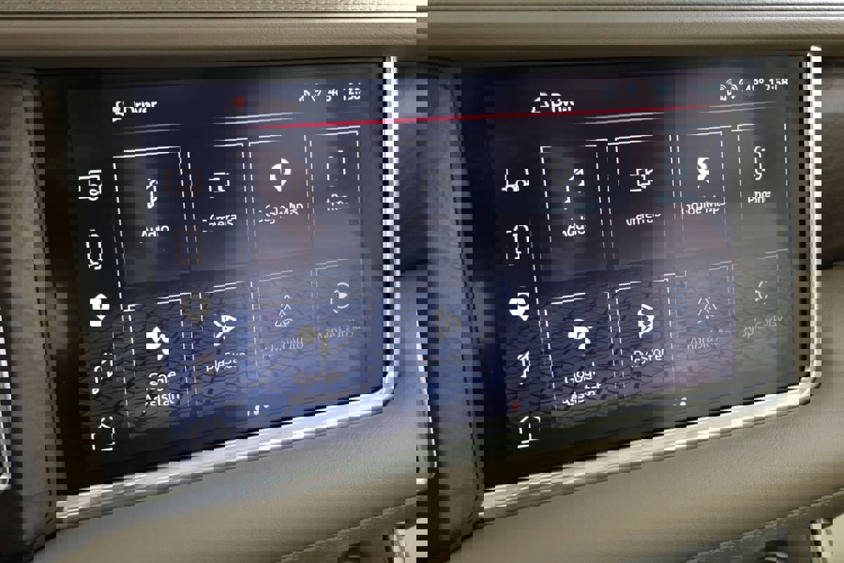 Used 2023 GMC Yukon XL Denali w/ LPO, Floor Liner Package image 59