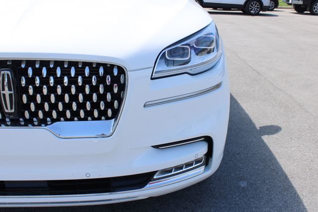 Used 2021 Lincoln Aviator Black Label w/ Dynamic Handling Package AWD/4WD image 41