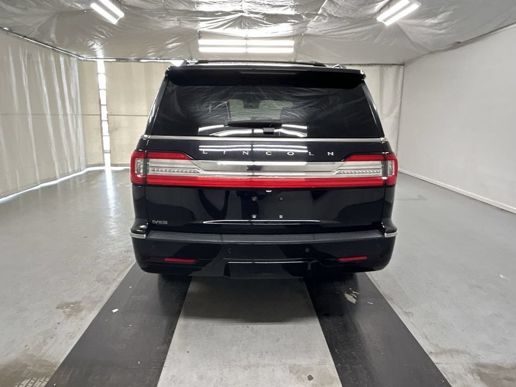 Used 2021 Lincoln Navigator L Reserve AWD/4WD image 23