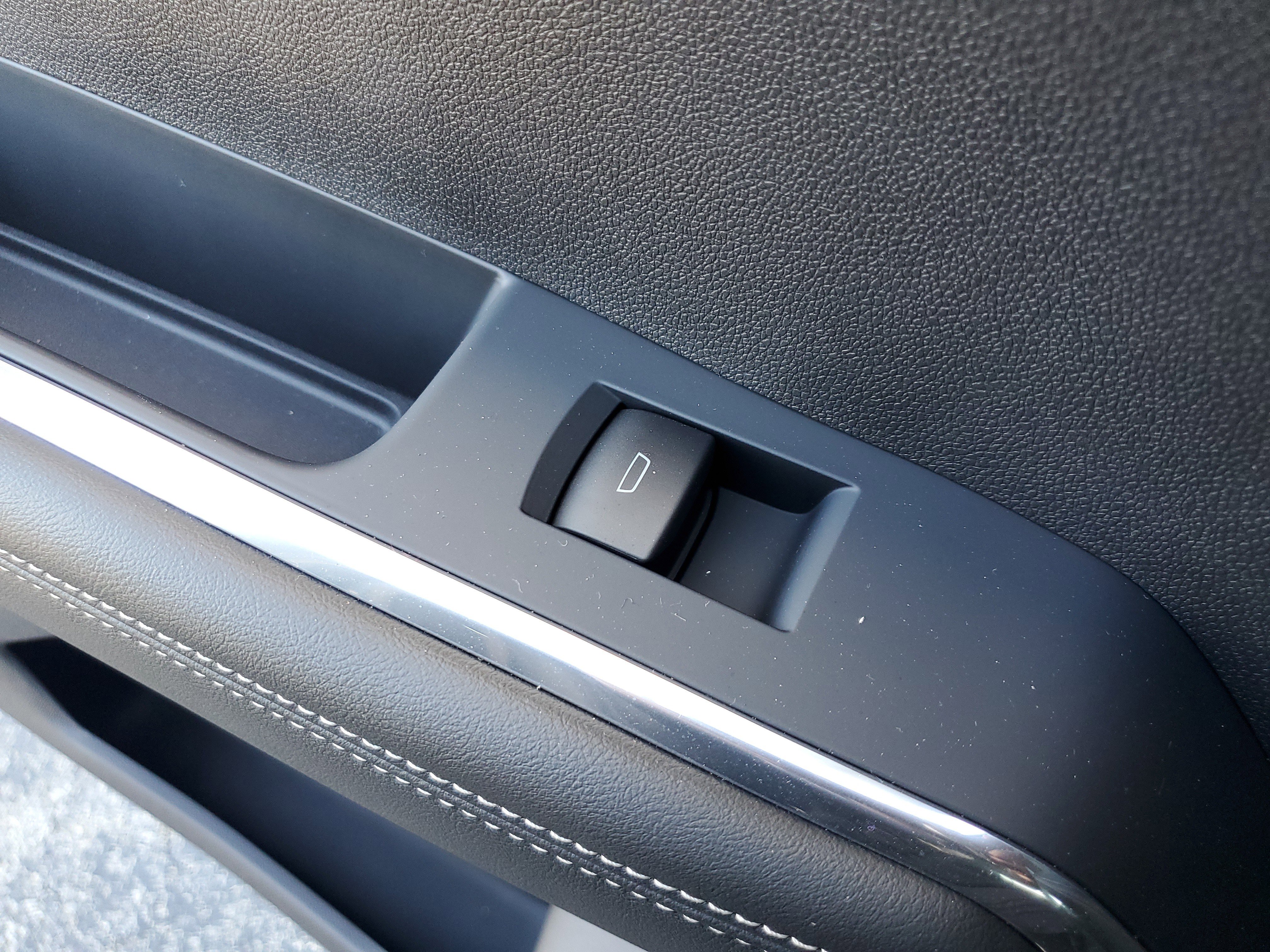 New 2025 GMC Acadia Elevation w/ Elevation Premium Package image 12