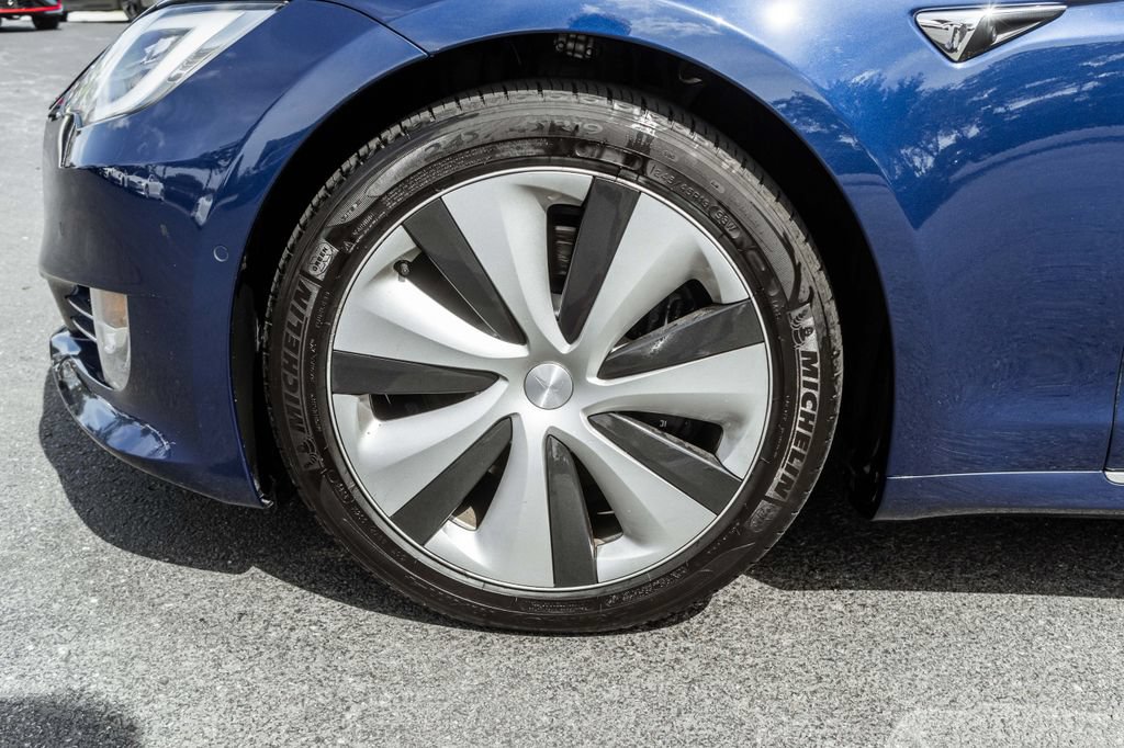 Used 2020 Tesla Model S Long Range Plus AWD/4WD image 31