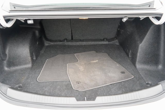 Used 2025 Chevrolet Malibu LT w/ Sport Edition image 11