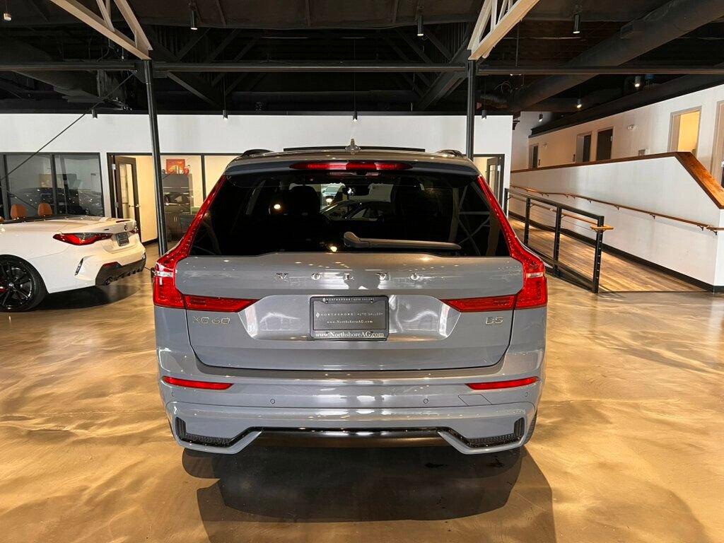 Used 2023 Volvo XC60 B5 Plus image 4