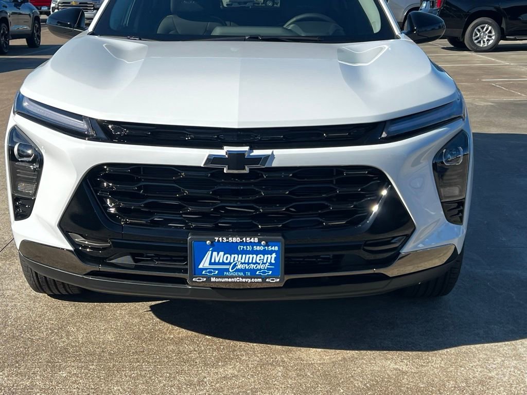 New 2026 Chevrolet Trax ACTIV w/ Sunroof Package image 3
