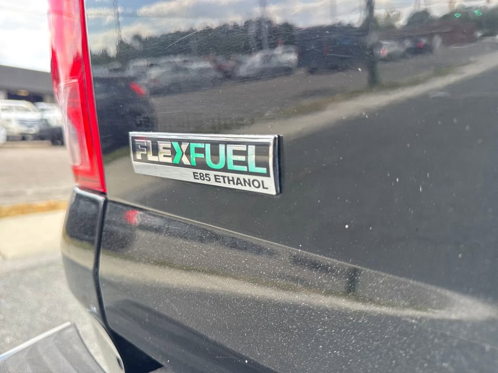 Used 2011 Cadillac Escalade EXT Luxury AWD/4WD image 42