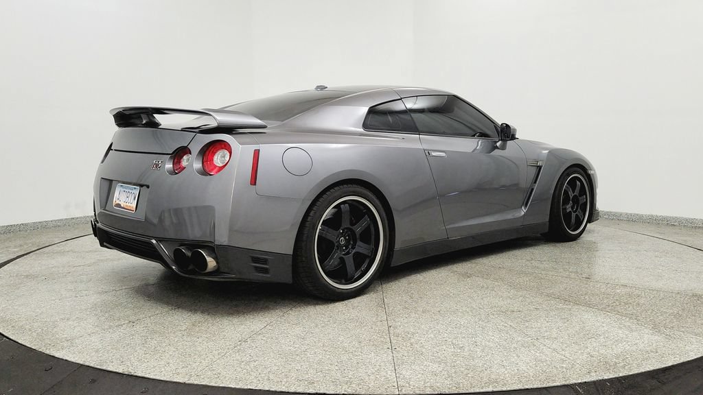 Used 2012 Nissan GT-R Black Edition AWD/4WD image 5