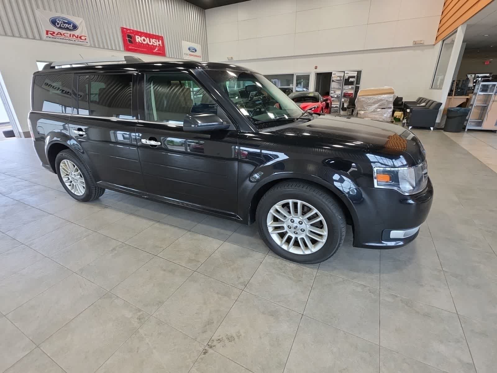 Used 2018 Ford Flex SEL w/ Equipment Group 202A AWD/4WD image 7
