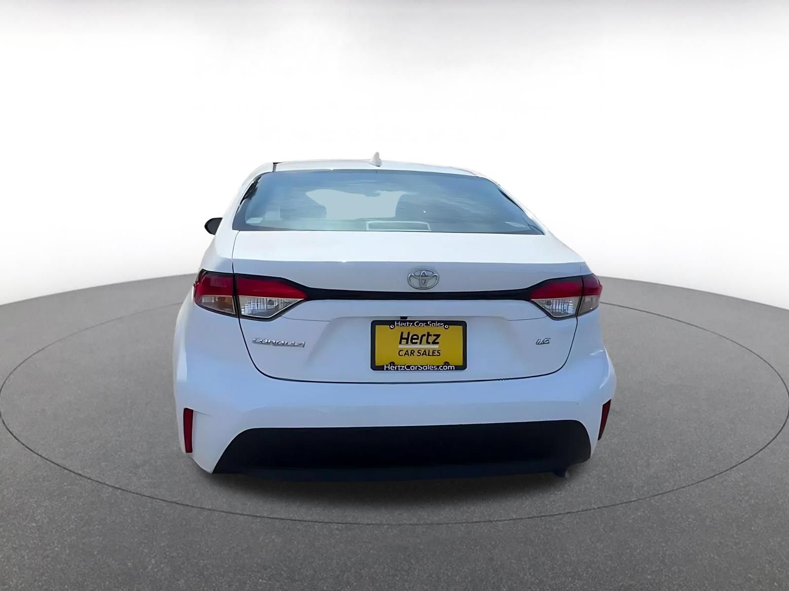 Used 2025 Toyota Corolla LE FWD image 12