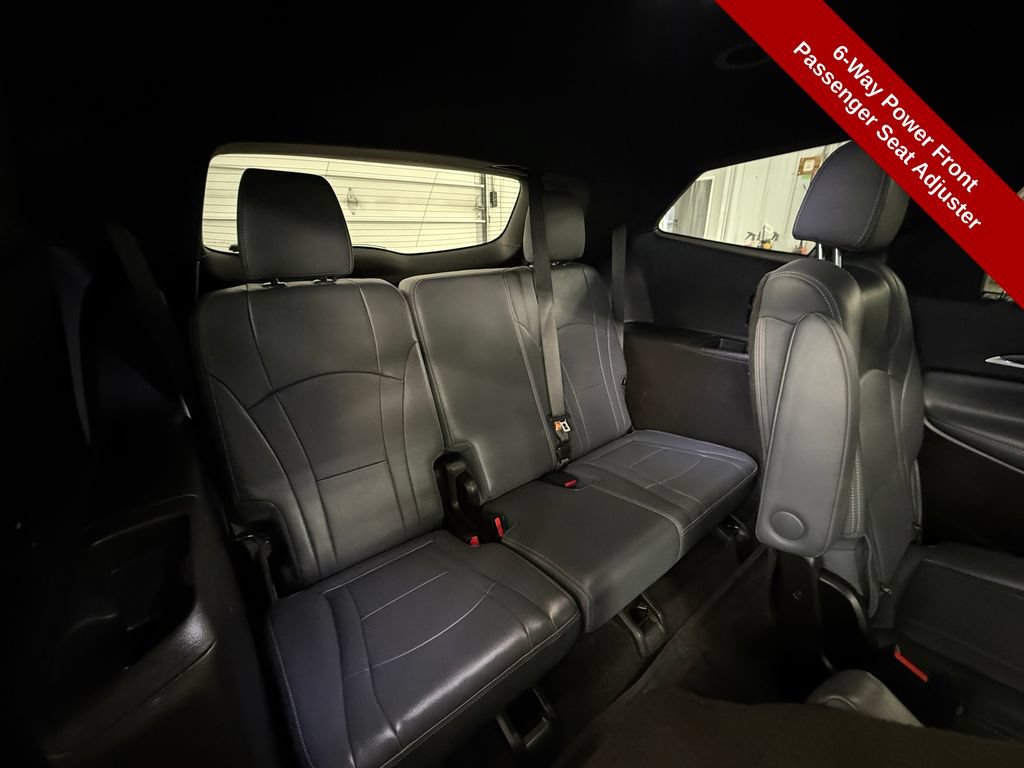 Used 2023 Buick Enclave Essence w/ Sport Touring Edition AWD/4WD image 44