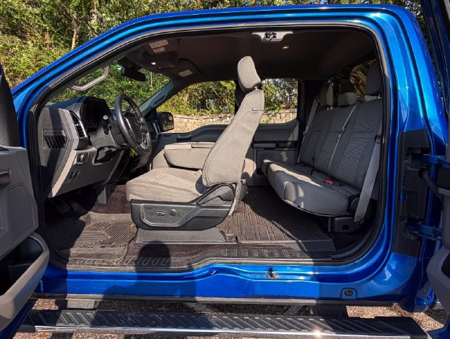 Used 2015 Ford F150 XLT w/ Equipment Group 301A Mid RWD image 24