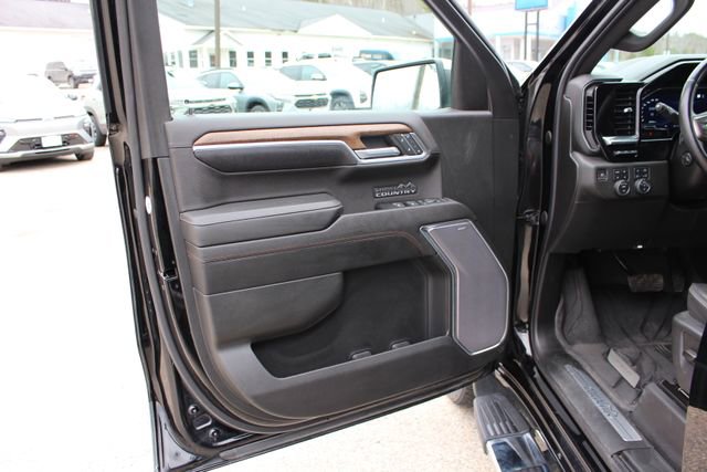 Used 2023 Chevrolet Silverado 1500 High Country w/ High Country Premium Package image 33