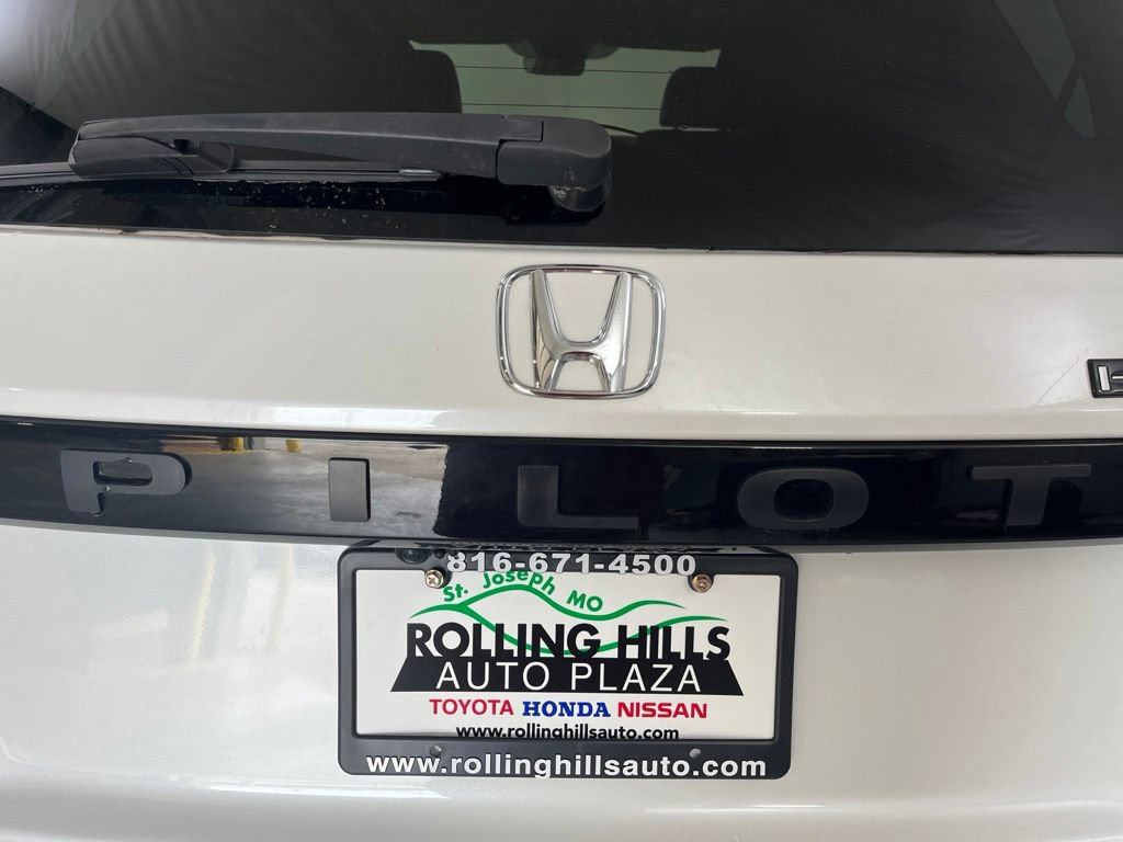 Used 2023 Honda Pilot Elite image 48