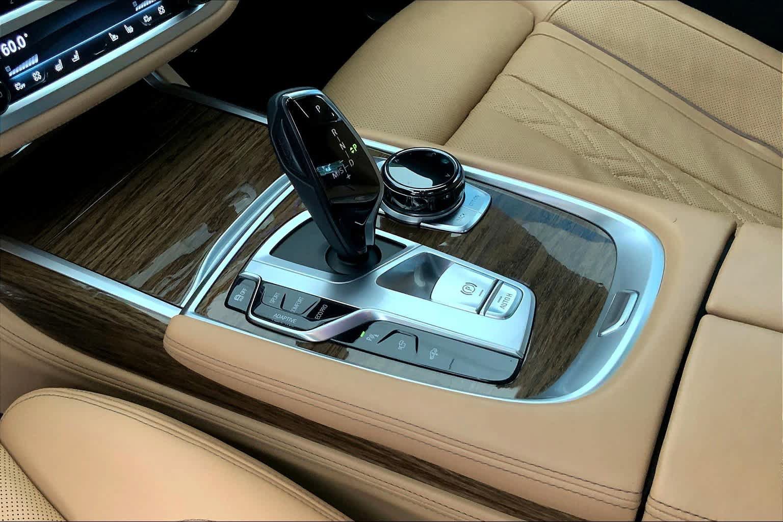 Used 2017 BMW 740i RWD image 17
