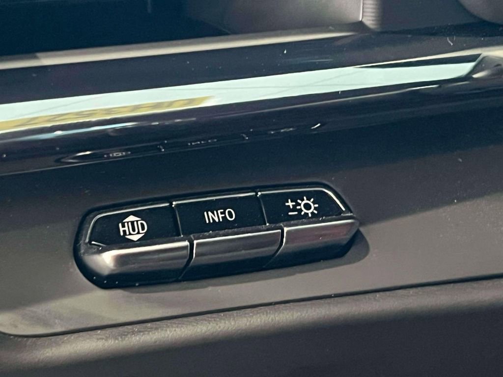 Used 2025 Chevrolet Corvette Z06 w/ Stealth Interior Trim Package image 17