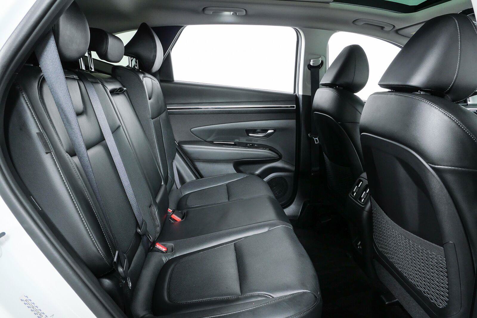Used 2024 Hyundai Tucson Limited AWD/4WD image 23