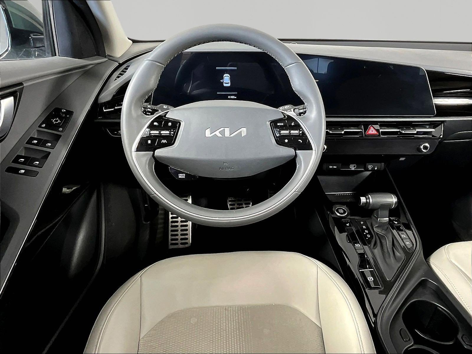 Certified 2023 Kia Niro EX Touring FWD image 8
