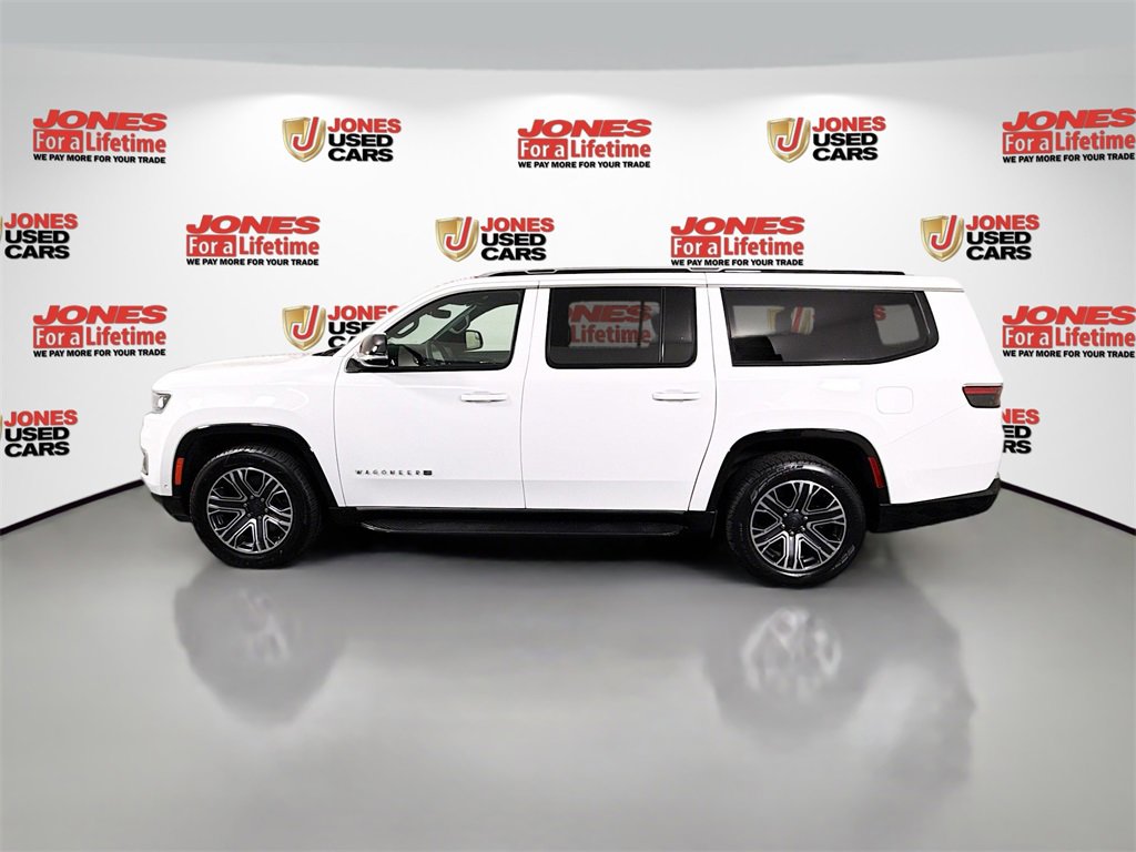 Used 2024 Jeep Wagoneer L Series II w/ Flexible Seating Group image 15
