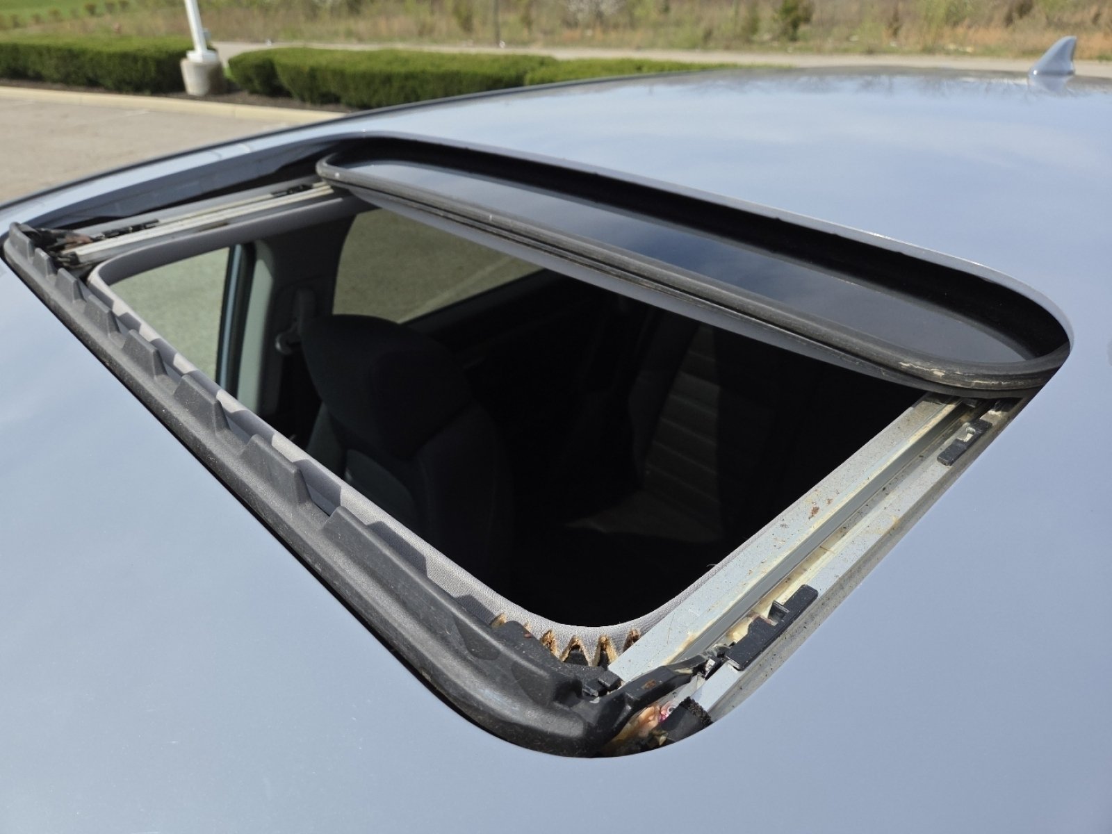 Used 2020 Honda CR-V EX image 4