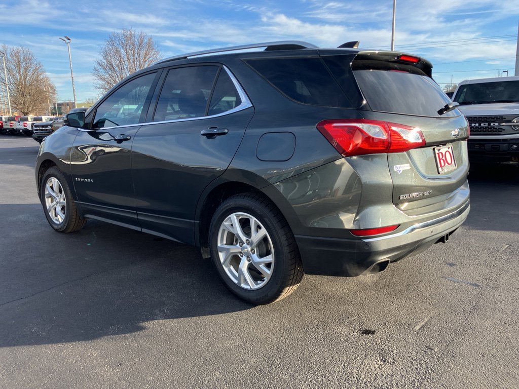 Used 2019 Chevrolet Equinox LT w/ Sun & Navigation Package image 4