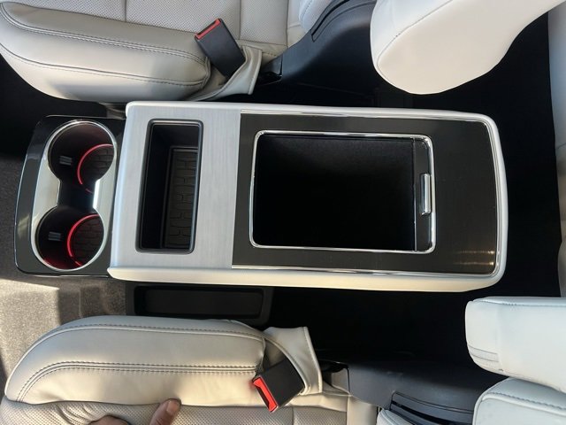 New 2026 Lincoln Aviator Reserve w/ Luxury Package image 13