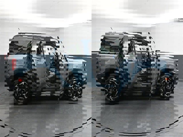 Used 2023 Ford Bronco Sport Outer Banks w/ Tech Package image 34