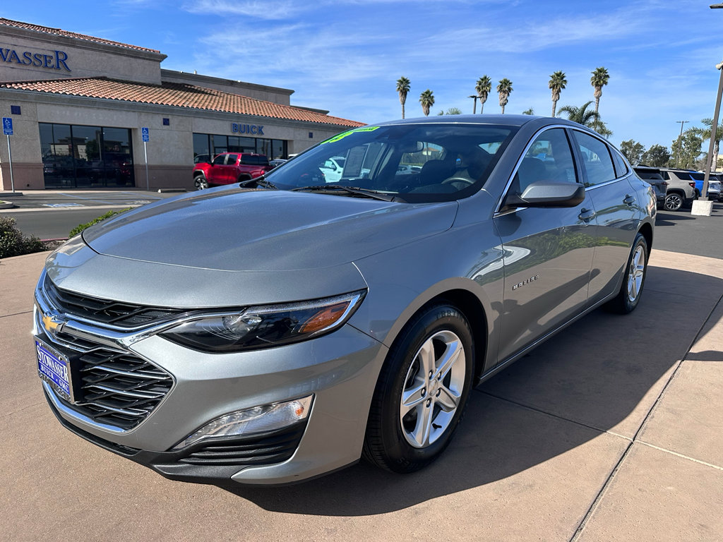 Used 2023 Chevrolet Malibu LT image 1
