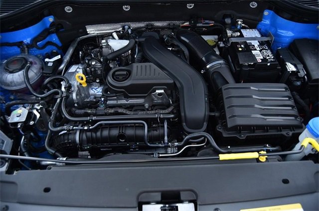 New 2025 Volkswagen Taos SE image 26