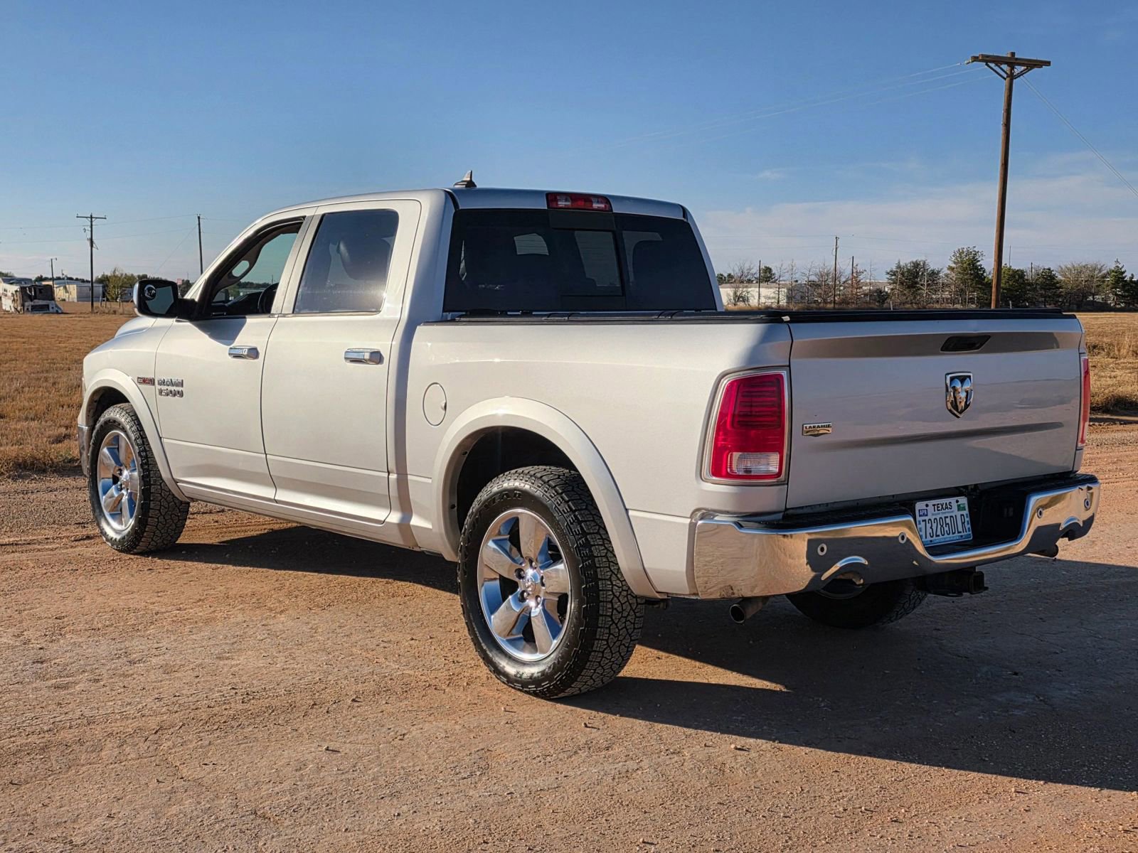 Used 2016 RAM 1500 Laramie w/ Convenience Group image 3