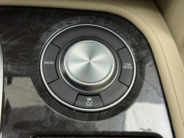 Used 2023 INFINITI QX80 Luxe w/ All-Season Package image 19