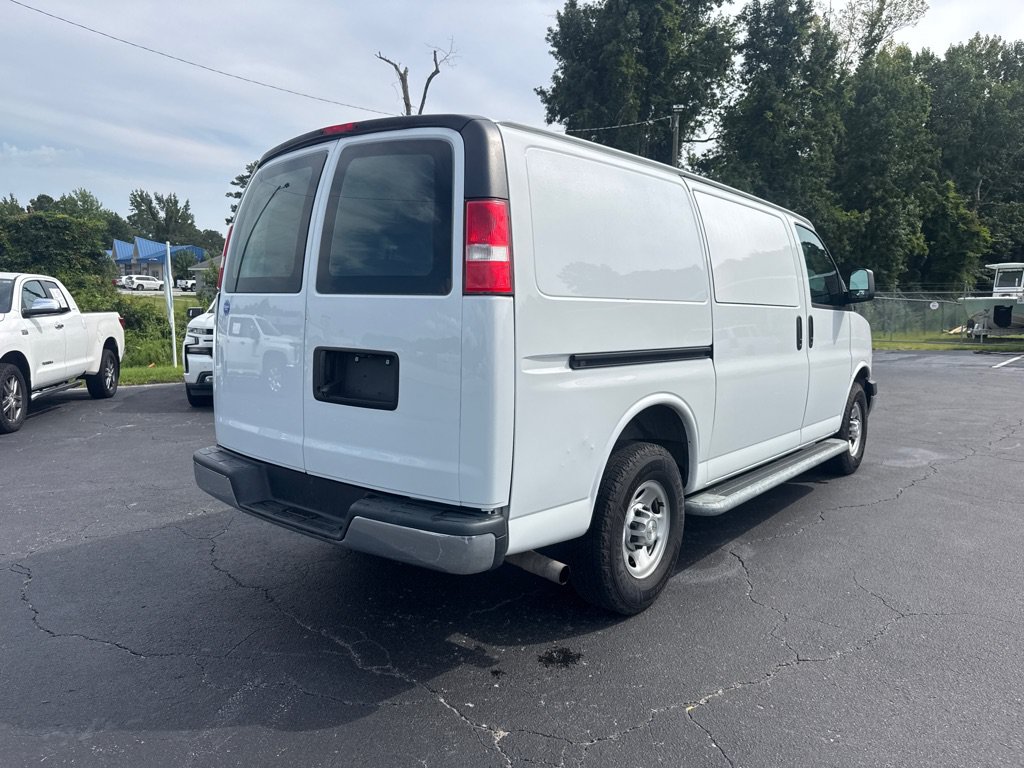 Used 2020 Chevrolet Express 2500 w/ Driver Convenience Package RWD image 5
