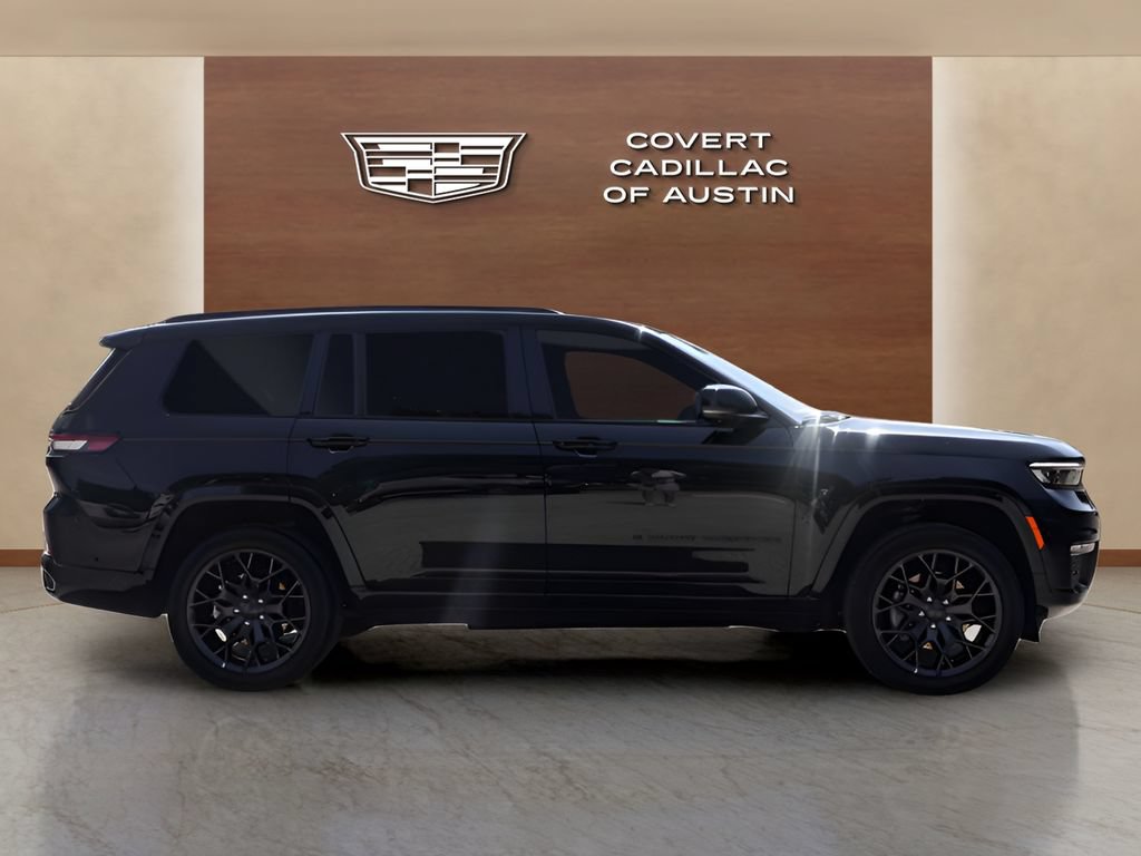 Used 2025 Jeep Grand Cherokee L Summit w/ Obsidian Package AWD/4WD image 5