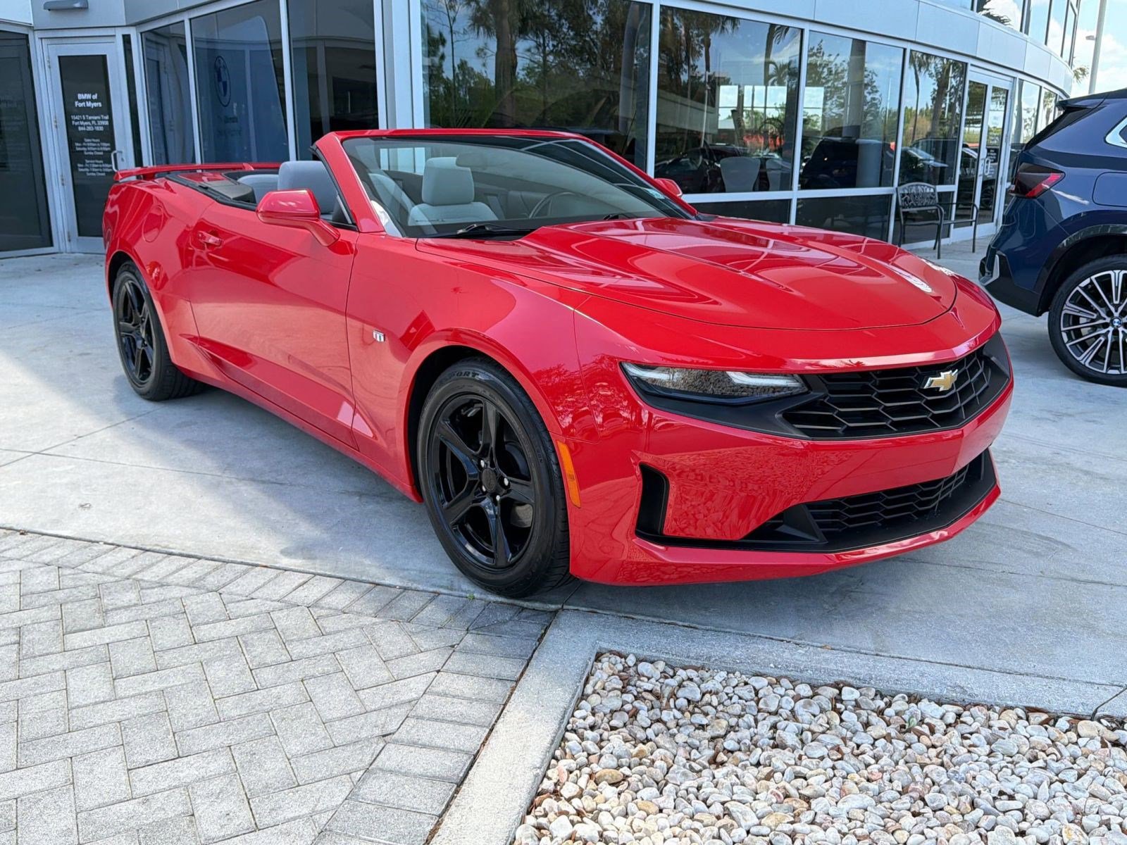 Used 2020 Chevrolet Camaro LT image 7