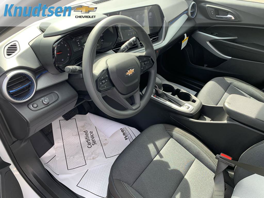 New 2026 Chevrolet Trax LS w/ Driver Confidence Package FWD image 17