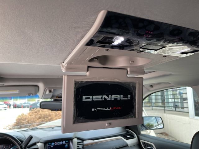Used 2019 GMC Yukon XL Denali w/ Denali Ultimate Package AWD/4WD image 15