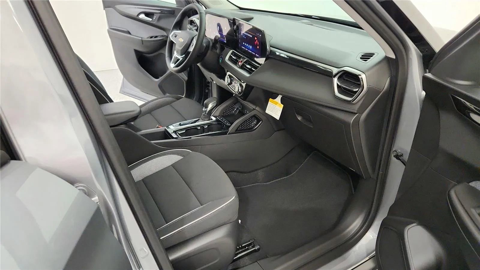 New 2026 Chevrolet TrailBlazer LT w/ Convenience Package image 35