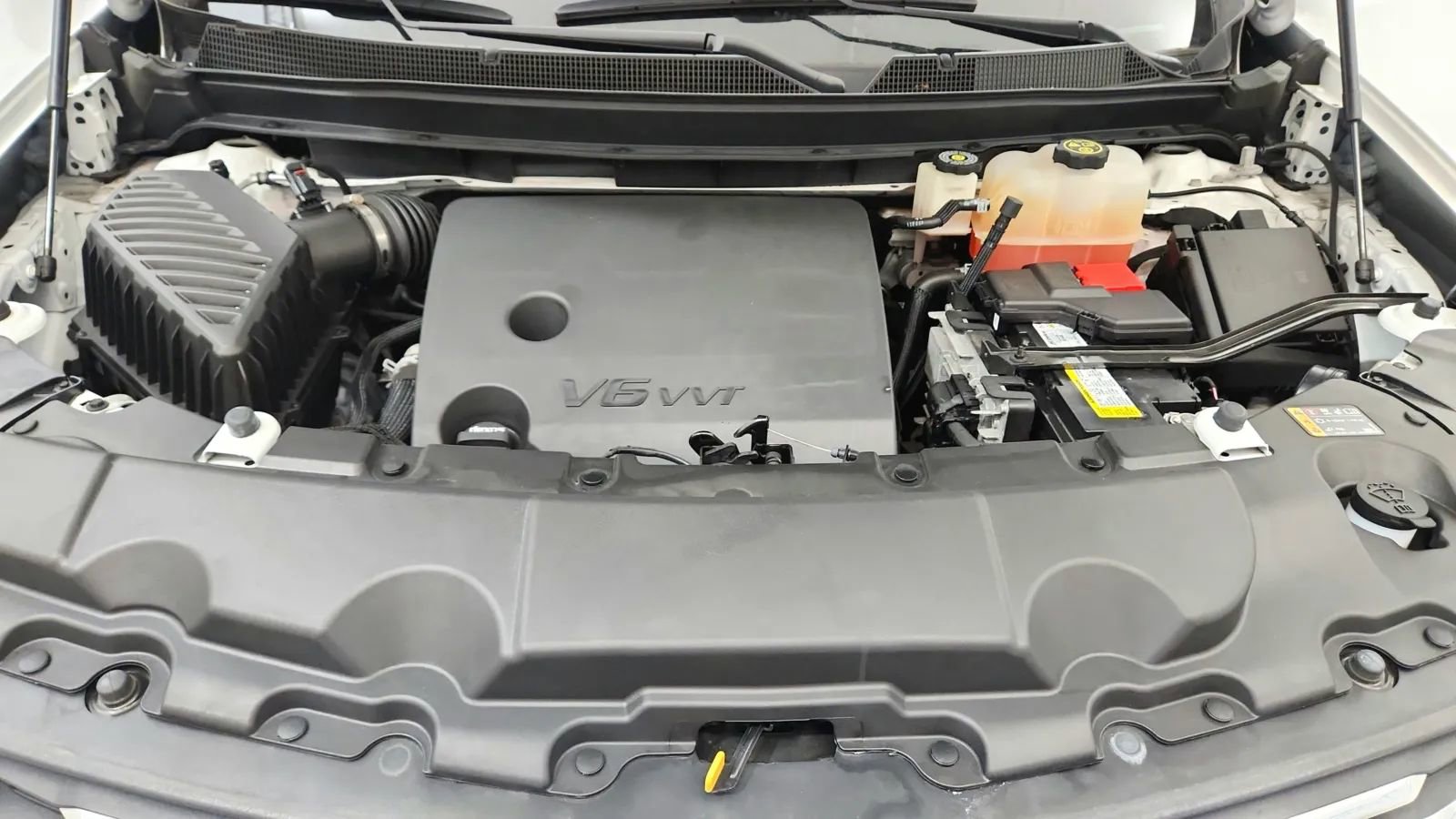 Used 2023 Chevrolet Traverse LT w/ LT Premium Package image 20