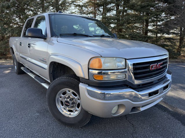 Used 2005 GMC Sierra 2500 SLT w/ Heavy-Duty Power Package AWD/4WD image 3