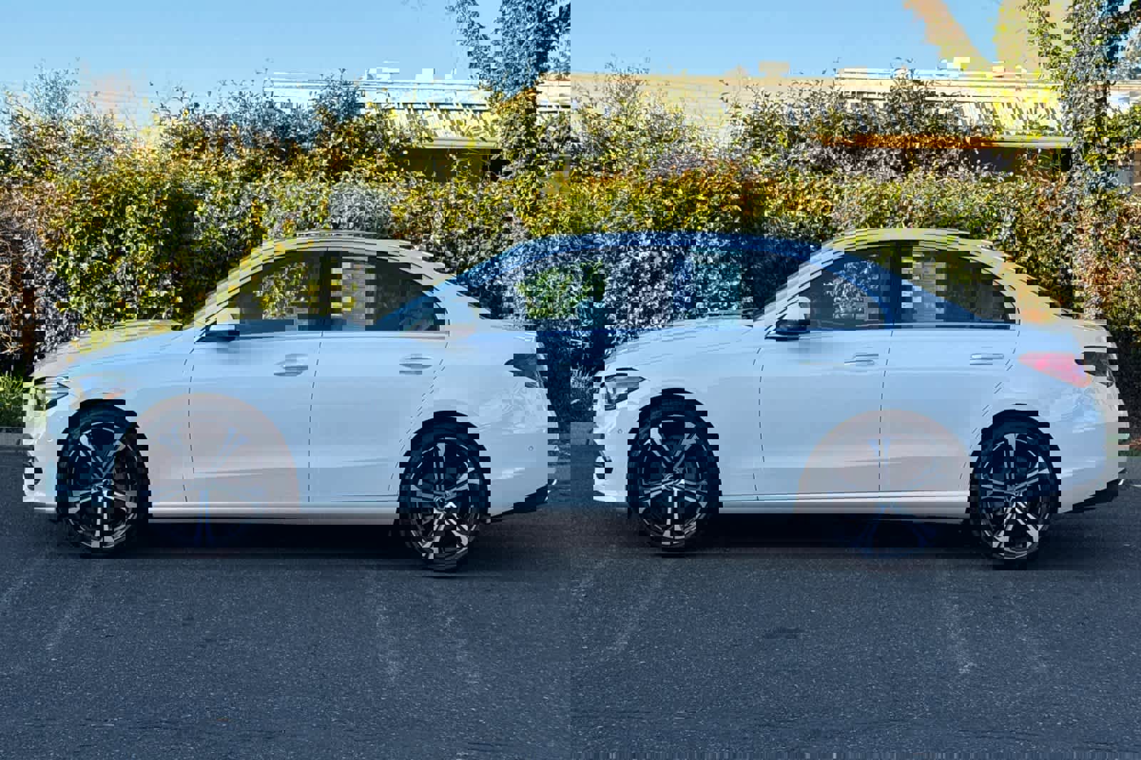 Certified 2025 Mercedes-Benz C 300 Sedan image 6