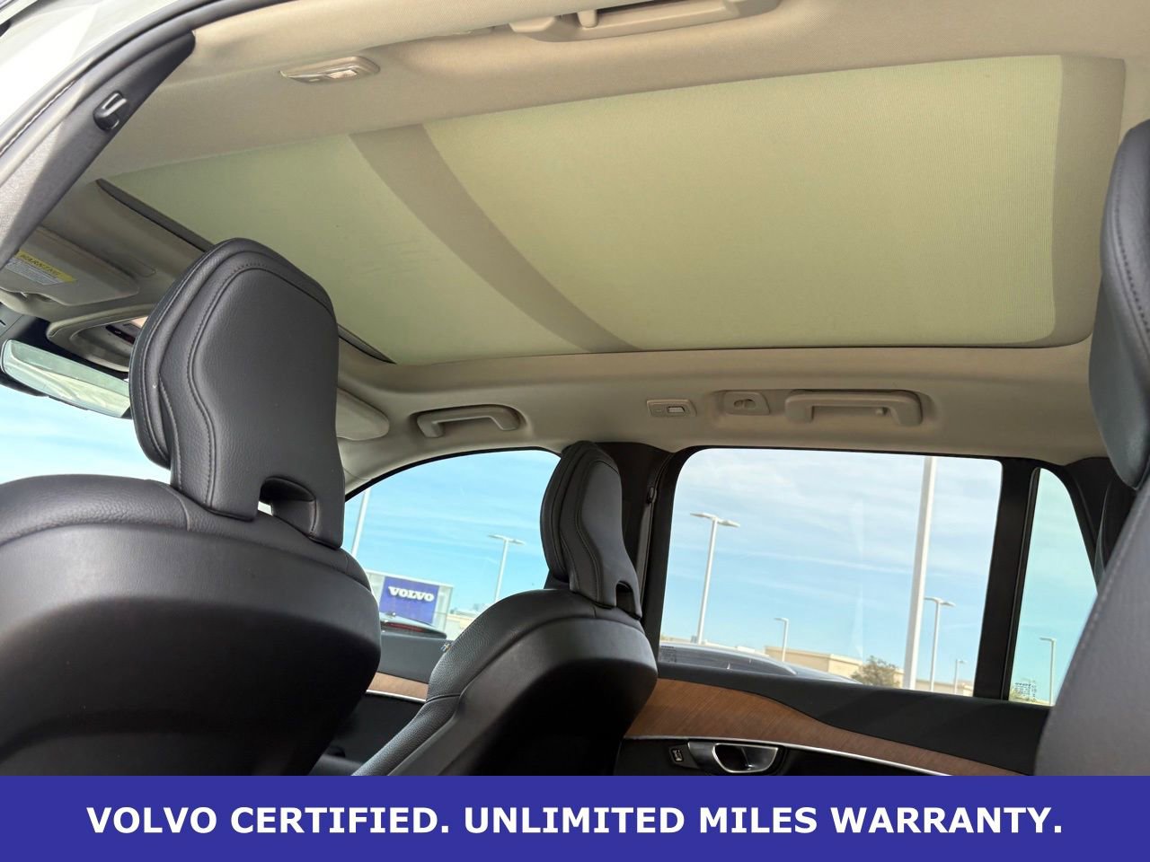 Certified 2024 Volvo XC90 B5 Plus w/ Protection Package Premier image 32