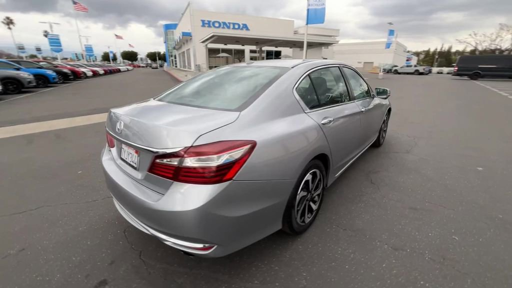 Used 2017 Honda Accord EX image 8